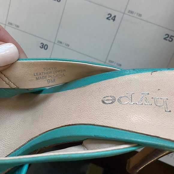 Unique turquoise wedges - Picture 7 of 7